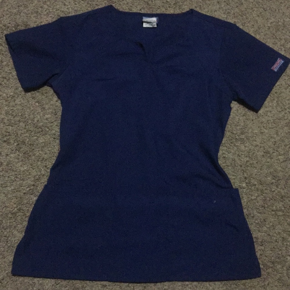 Cherokee scrub top